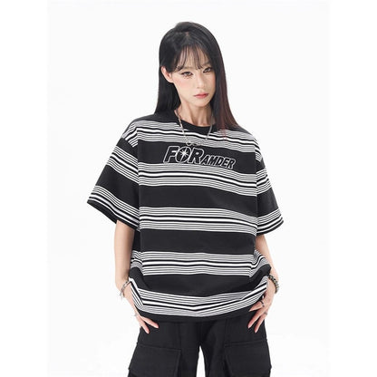 Black White Stripe Print T-Shirt
