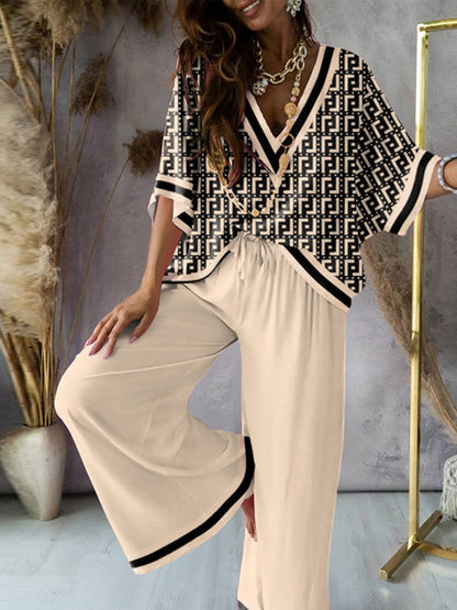 Urban Loose Printed V-Neck T-Shirt & Wide Leg Pants Suit