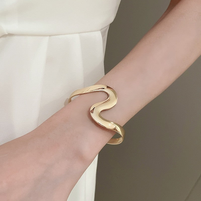 Metal Wave Open Bracelet