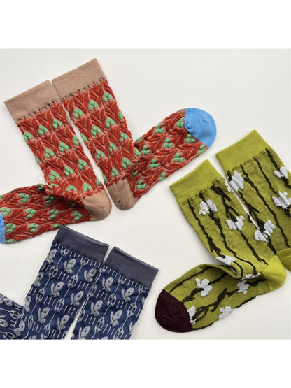 Rufia - Women’s Vintage Floral Embossed Mid-Calf Socks