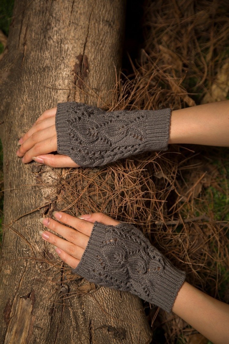 Half Refers To The Warm Knit Typing Women S Thick Wool Half Palm Gloves - 2