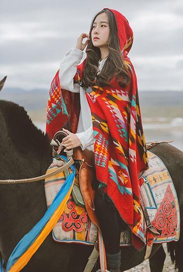 Tibetan Nepalese National Cloak Shawl Thick Hooded Bohemian Scarf