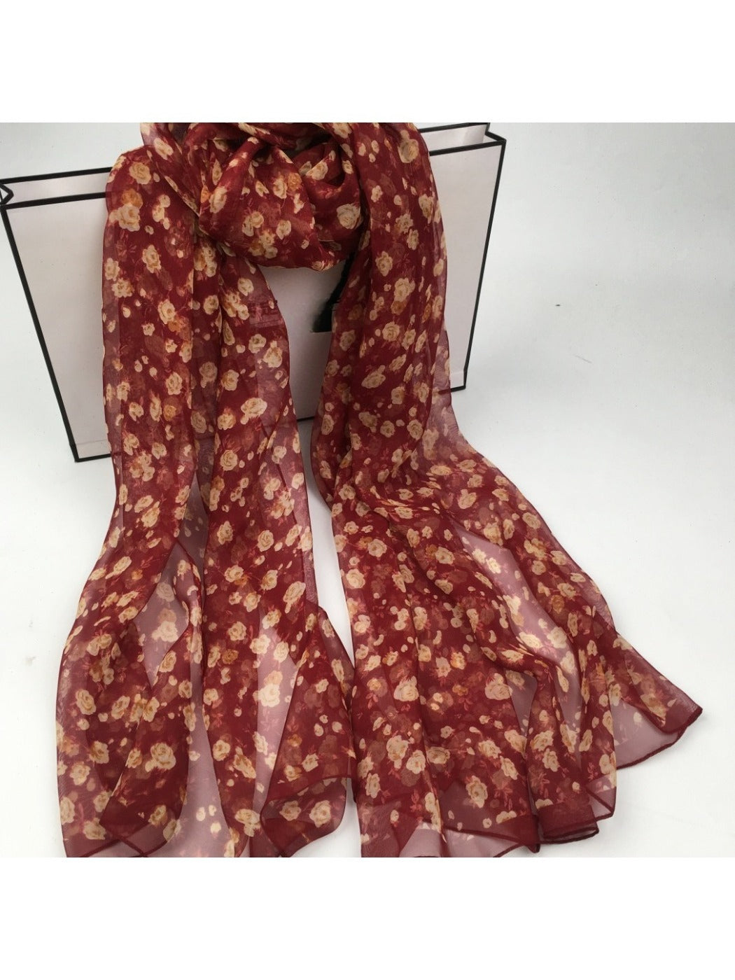 Scarvii - Women's Floral Patterned Scarf - Versatile &amp; Stylish