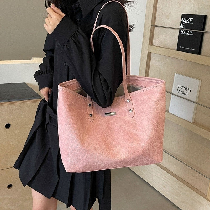 Retro Handbag With Pendant