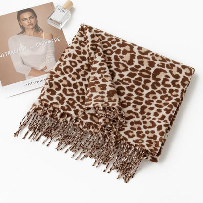 Scarvii - Leopard Print Shawl
