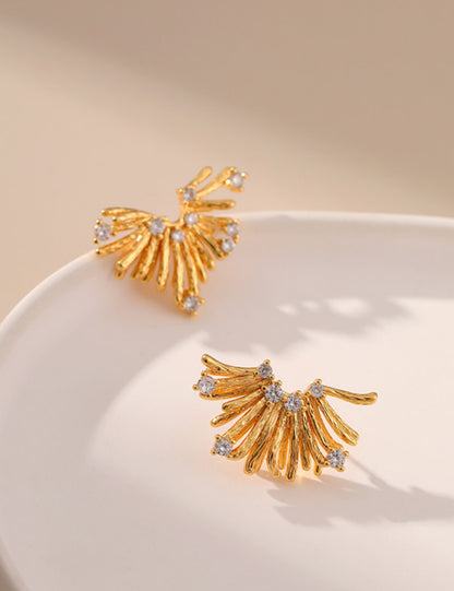 Irregualr Line Zircon Delicate Stud Earrings