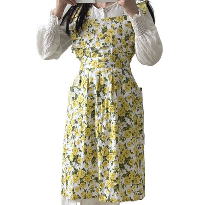 Apros - Floral Ruffle Apron - Sweet &amp; Stylish