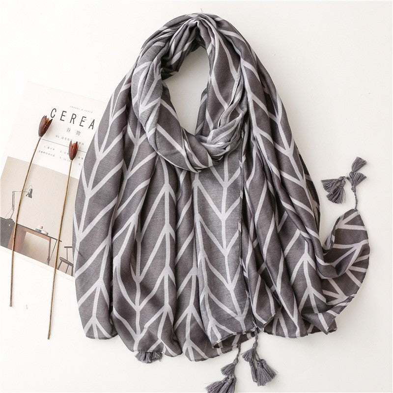 Simple Fashion Tropical Plant Leaf Scarf