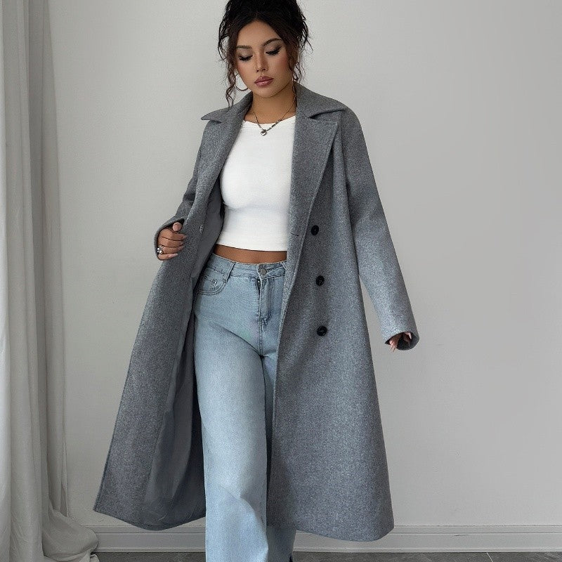Elegant And Minimalist Overcoat