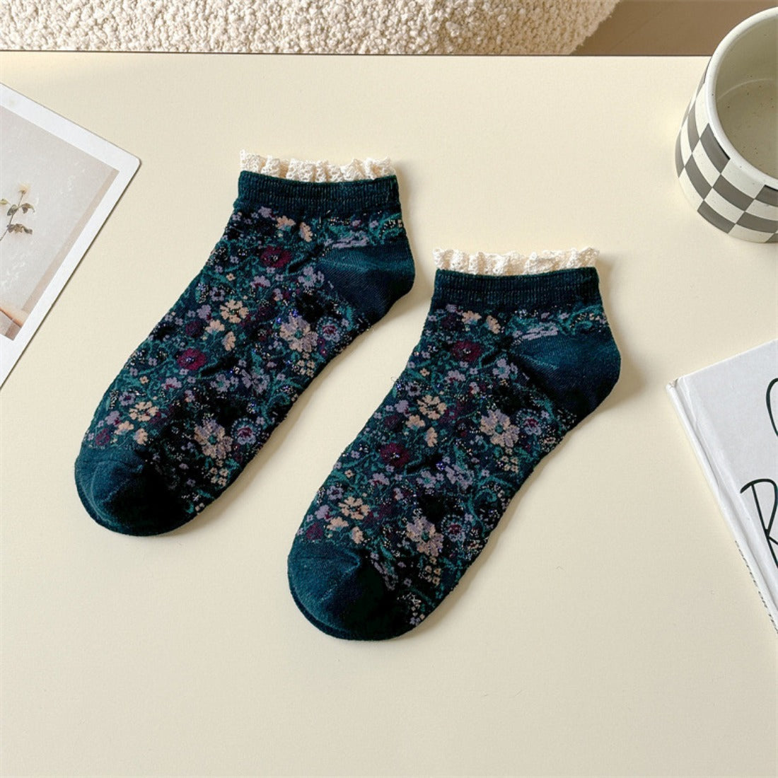 Rufia - Floral Lace Trim Ankle Socks