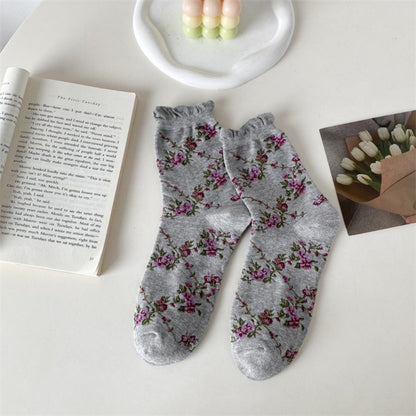 Rufia - Vintage Floral Lace Pattern Socks