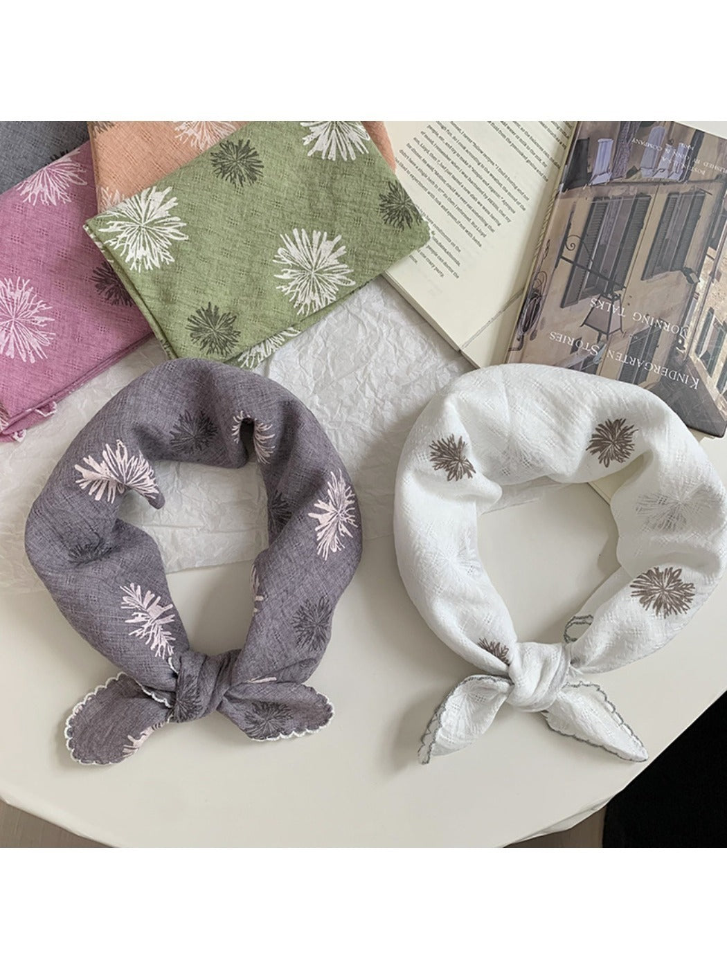 Scarvii - Bohemian Scarf with Dandelion Patterns