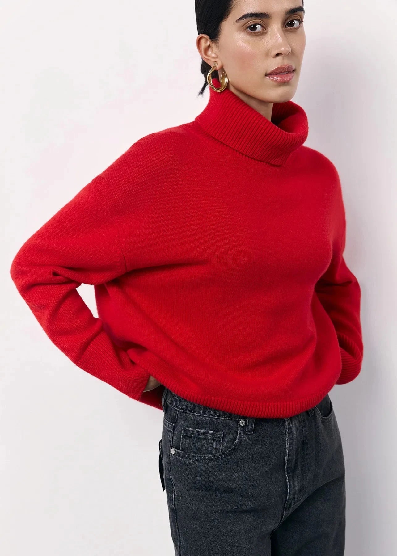 Turtleneck Knit Sweater In Soft Red Fabric