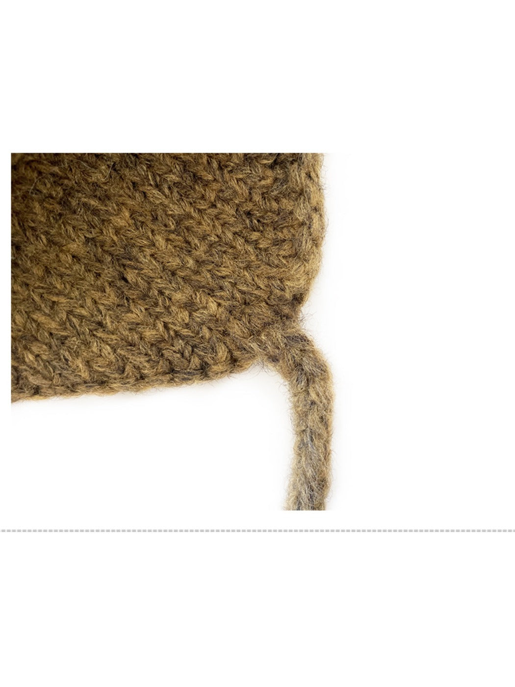 Haila - Women’s Winter Knitted Pom-Pom Beanie