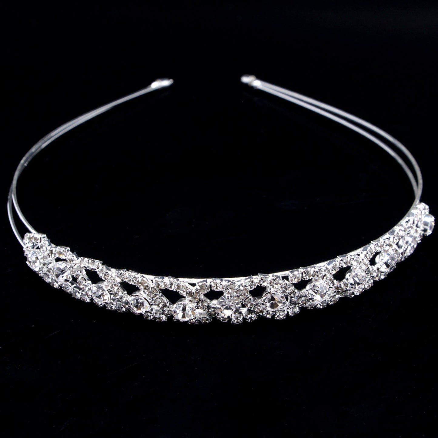 Elegant Pearl Embellished Headband for Brides