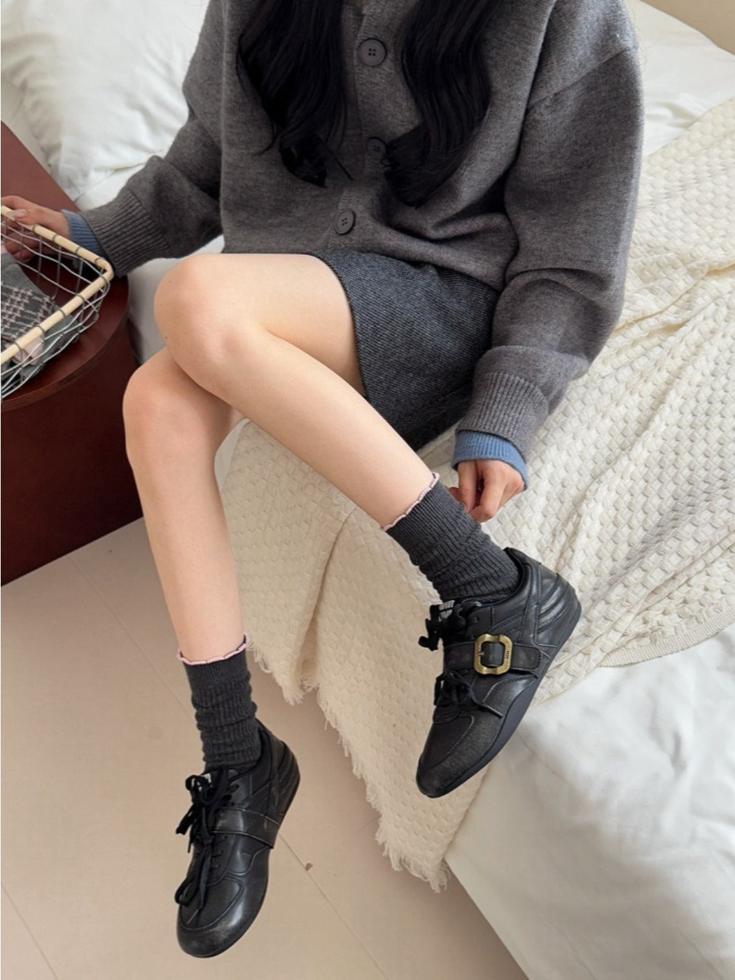 Rufia - Grey Pink Plaid Bow Mid-Crew Socks