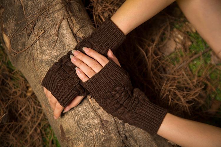 Half Refers To The Warm Knit Typing Women S Thick Wool Half Palm Gloves - 4