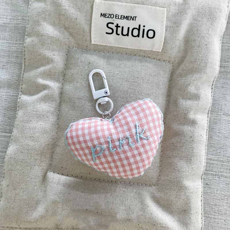 Sweet  Checkered Heart Pendant Bag Charm