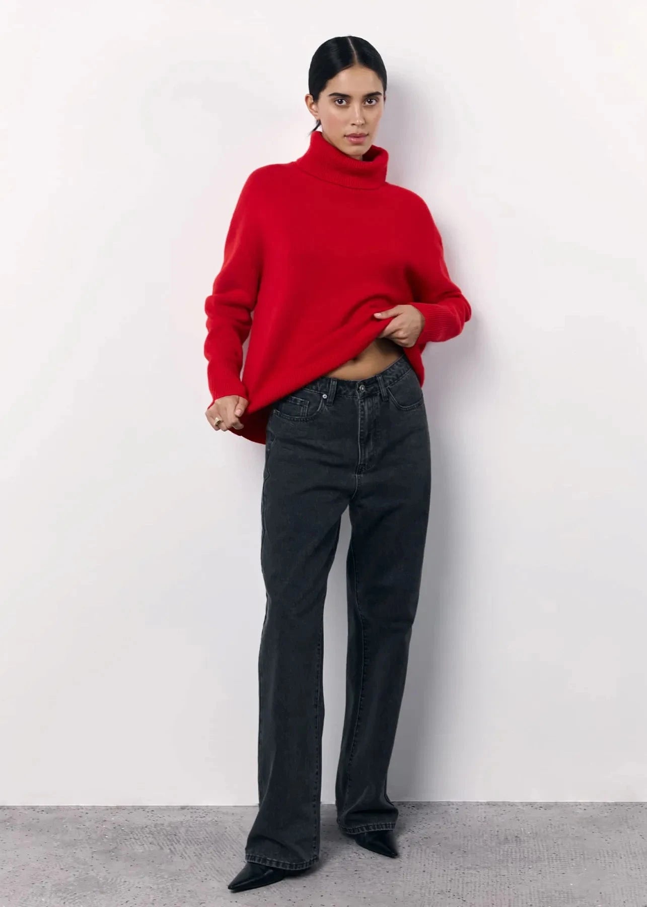 Turtleneck Knit Sweater In Soft Red Fabric