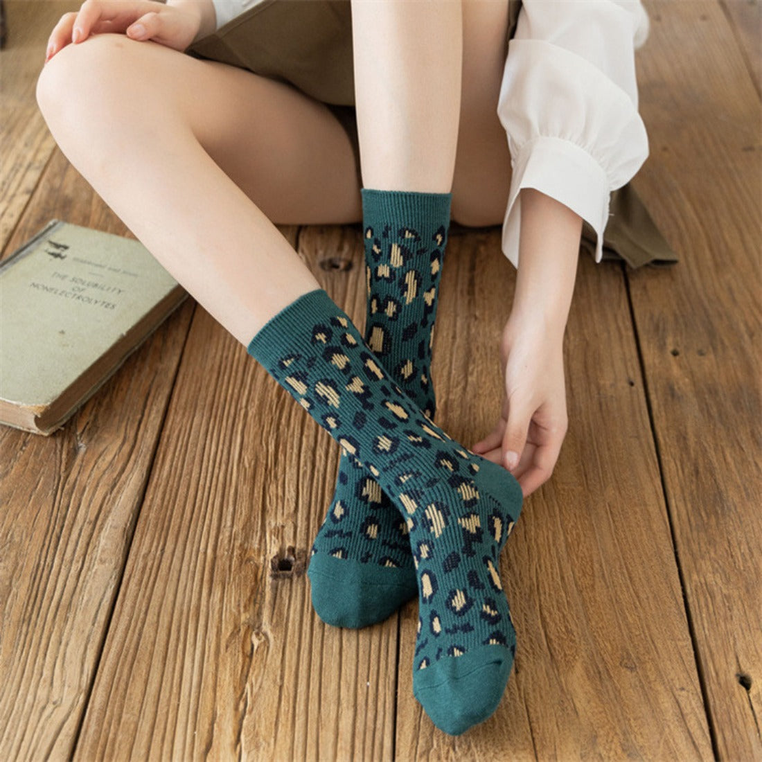Rufia - Leopard Print Mid-Calf Socks