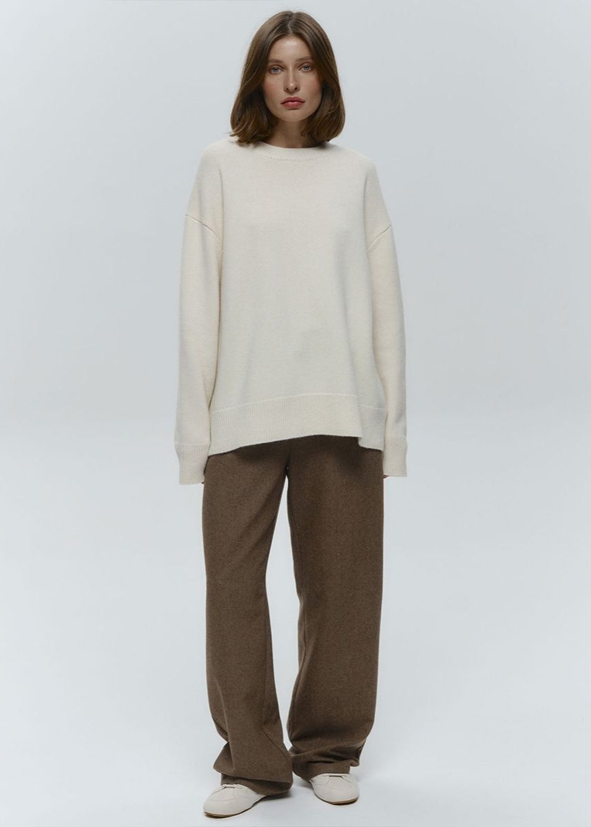 Relaxed Knit Pullover Sweater In Midweight Blend