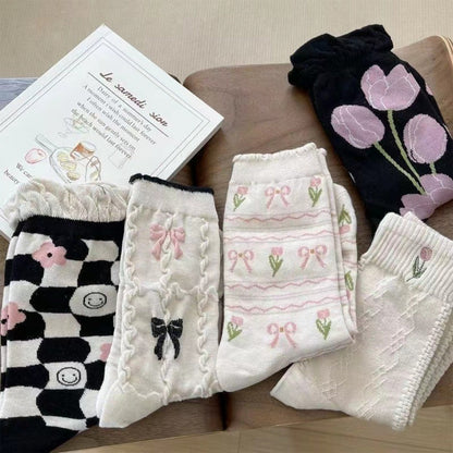 Rufia - Tulip Pattern Socks