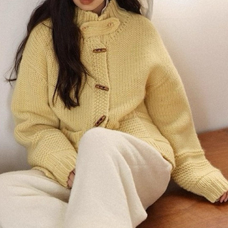 Chunky Knit Wool Solid Color Toggle Cardigan
