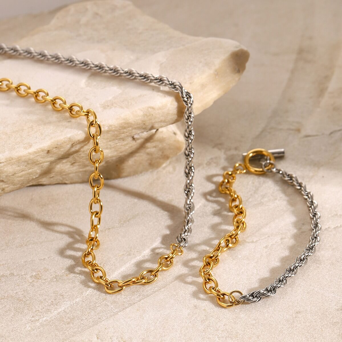 Trendy OT Buckle Color Block Chain Necklace