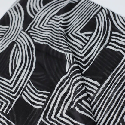 Scarvii - Striped Print Solid Scarf – Classic &amp; Stylish