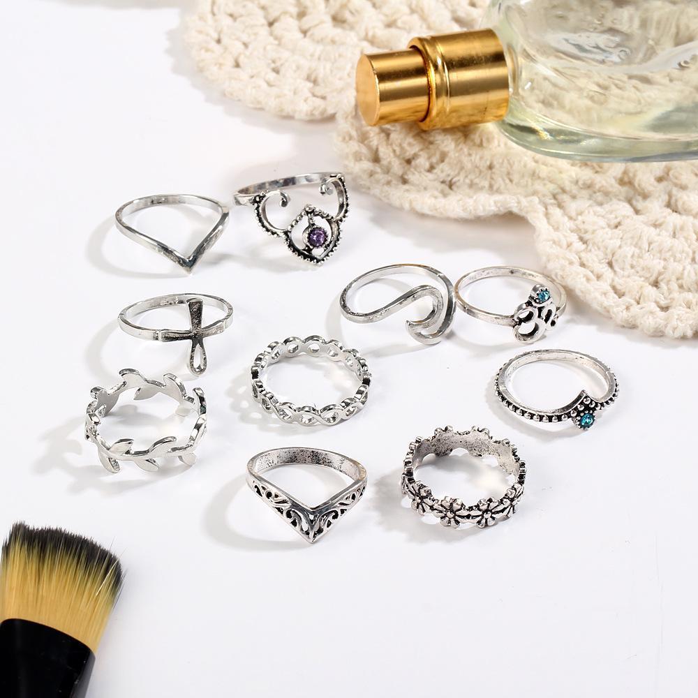 Vintage Crystal Hollow Carved V-Shaped Flowers 10 Sets Of 10 Sets Of Rings Ring Sets Of Jewelry