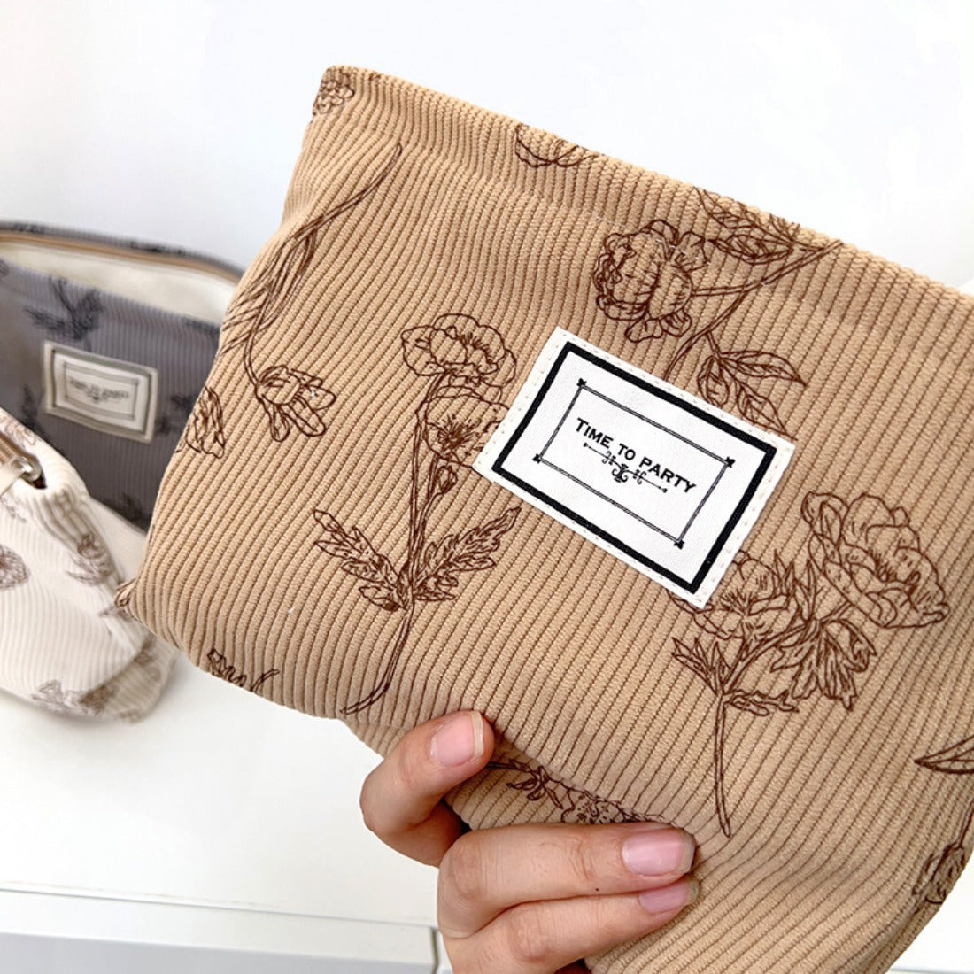 Cosbai - Floral Corduroy Portable Storage Bag