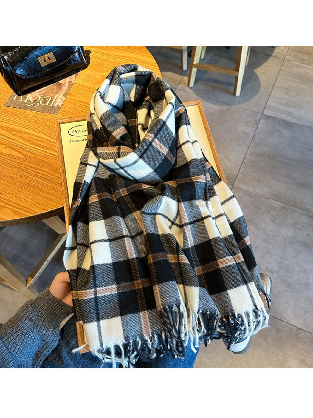 Scarvii - Chunky Plaid and Color-Blocking Winter Scarf for Women