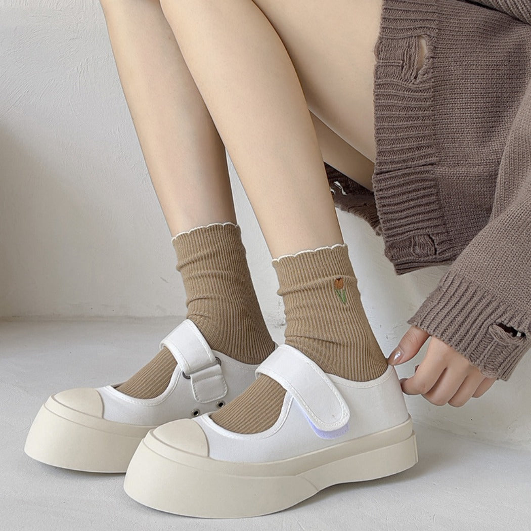 Rufia - Solid-Color Floral Tulip Socks - Sweet &amp; Classic