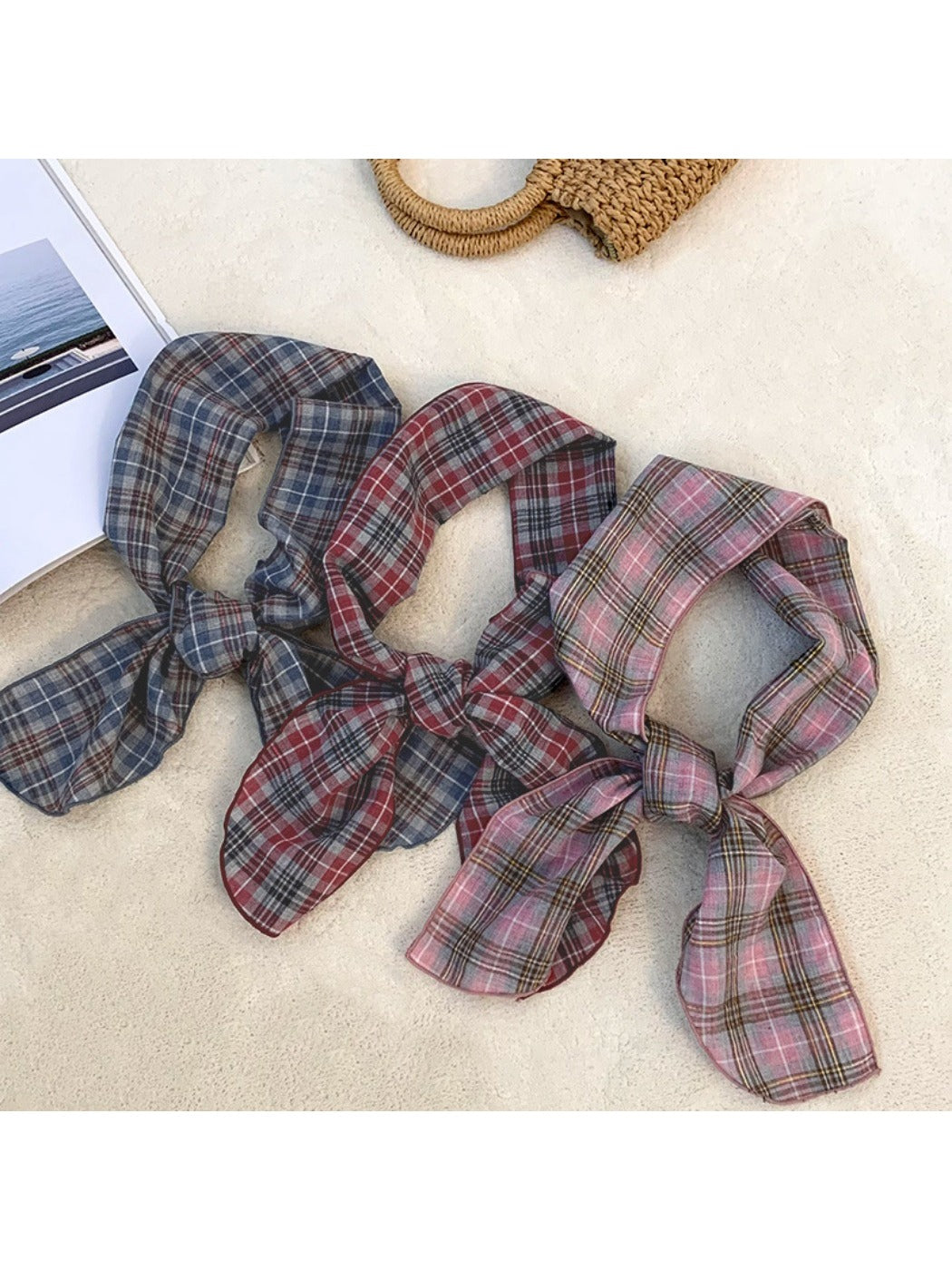 Scarvii - Elegant Japanese plaid scarf – versatile and fashionable