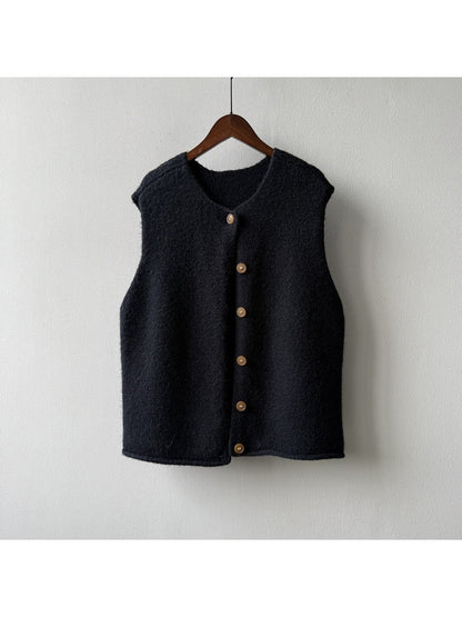 Crosa - Loose and Simple Classic Knit Vest for Women
