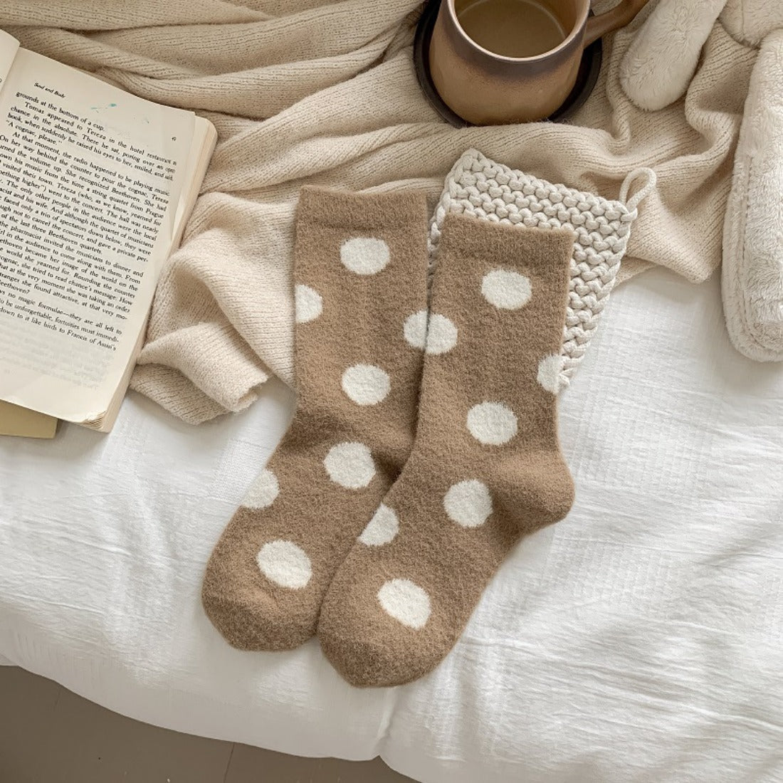 Rufia - Big Polka Dot Plush Warm Socks