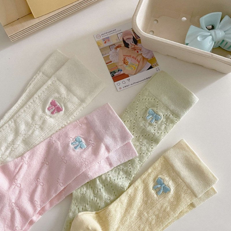 Embroideried Bow Breathable Thin Socks