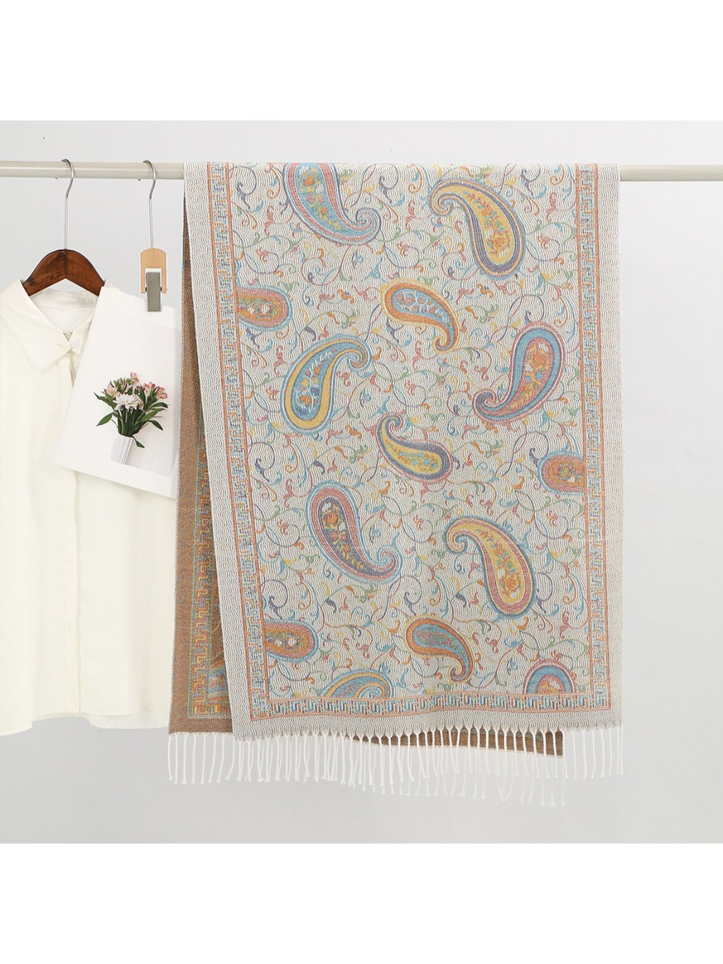 Scarvii - Winter Paisley Print Scarf Wrap - Versatile &amp; Stylish
