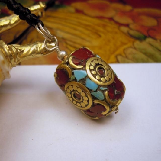 Hand-Made Nepal Tibet Ornaments Retro Literary And National Style Necklace Pendants For Men And Women