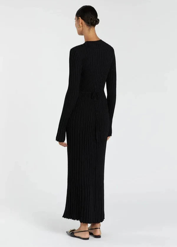 Pleated Ribbed Knit Midi Dress In Soft Fabric
