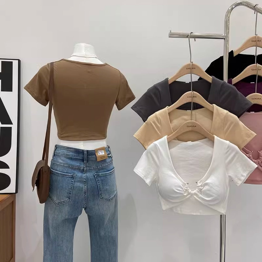 Vesty - Slim Fit Cropped T-Shirt