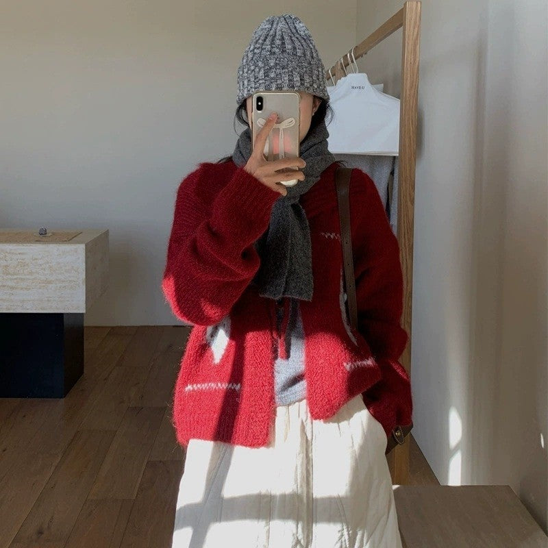 Short Knit Cardigan