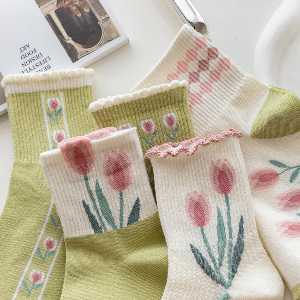 Rufia - Women's Floral Tulip Mid-Calf Socks - Green / White