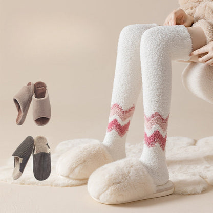 Rufia - Wavy Pattern Coral Fleece Long Socks