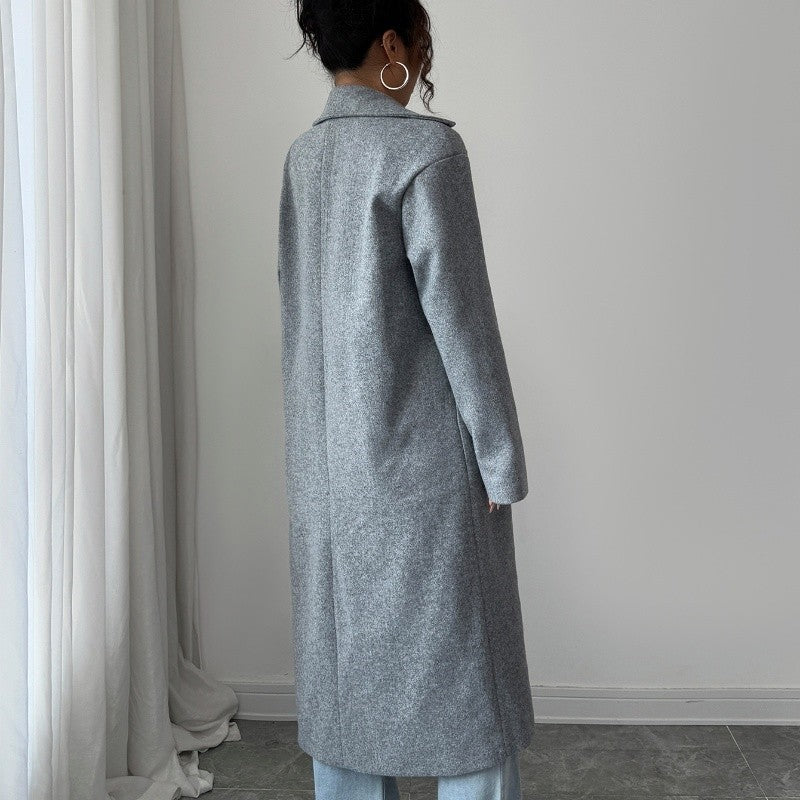 Elegant And Minimalist Overcoat
