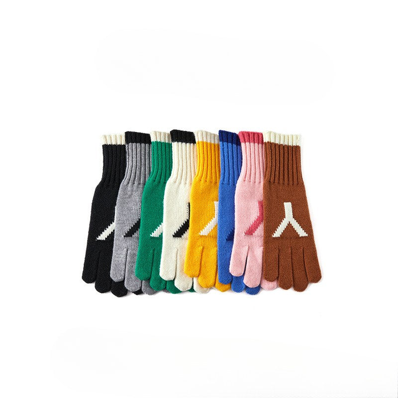 Letter Jacquard Color Block Knit Gloves