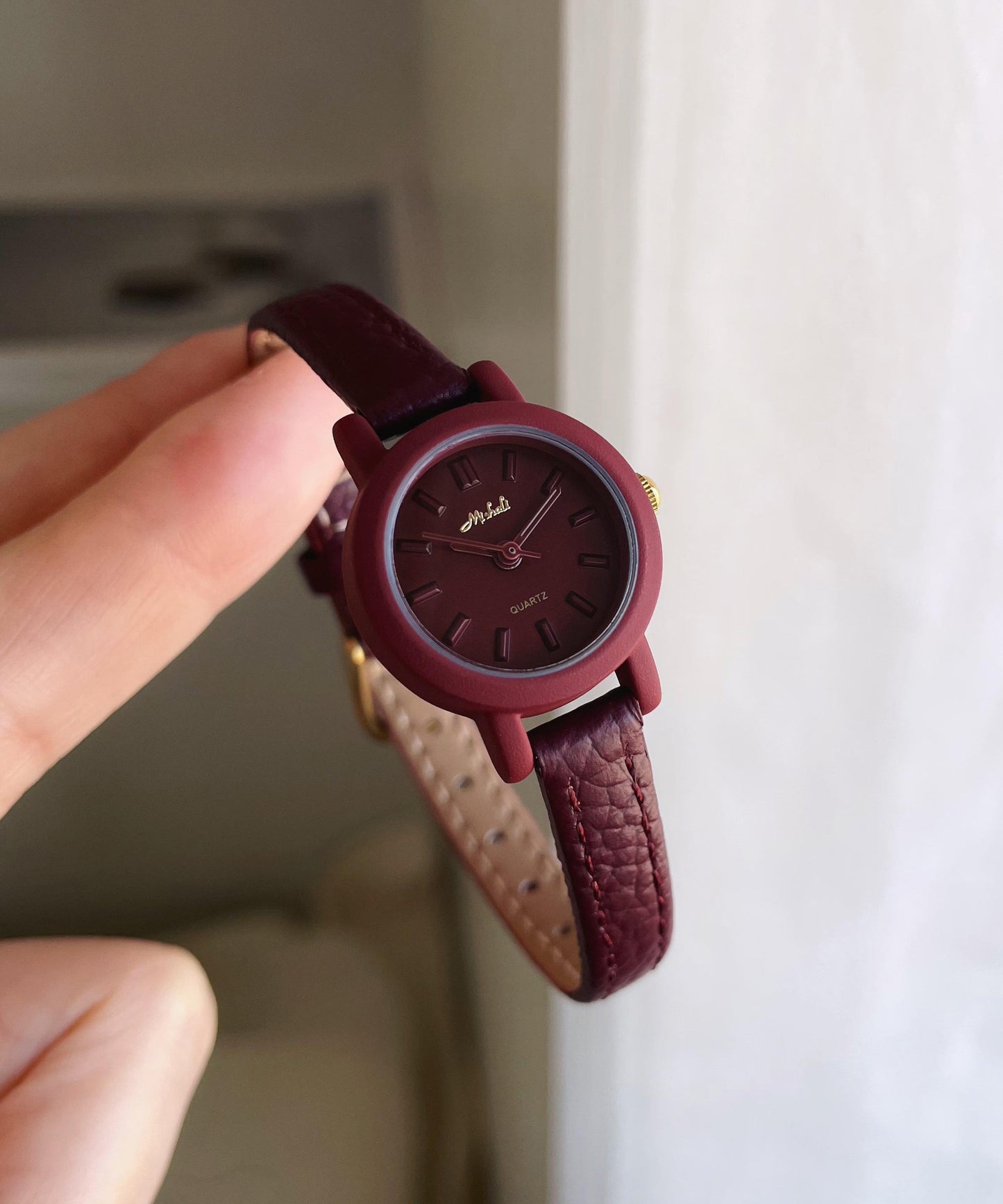 Simple Purple Leather Quartz Movement Watches