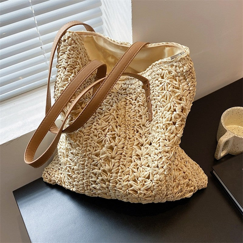 Large  Straw Vintage Beach  One Shoulder Shopping  Bag