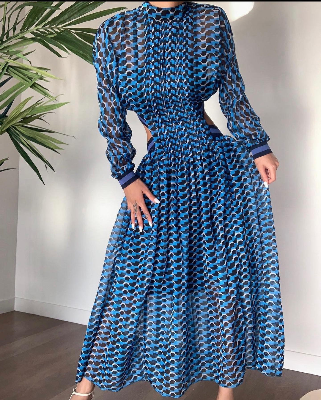 Stella Elegant Dress