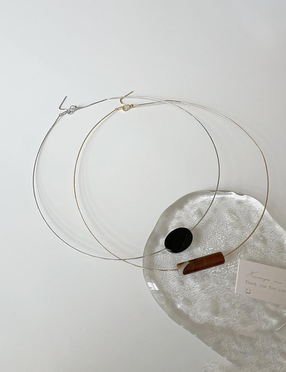 Minimalist Resin Pendant Chain Choker Necklace